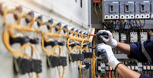 Professional Electrician technician working in Greenwood County County, KS